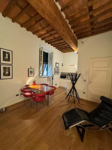 Yema Home-lucca Lucca